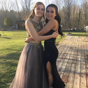 Meet your Posher, Haley